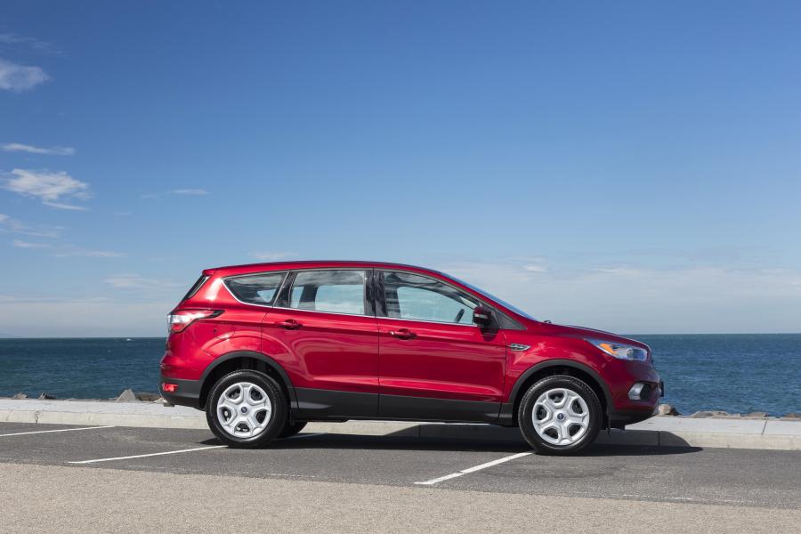  Ford Escape Ambinente 2016 года  (AU) (фото 3 из 14)